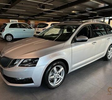 Škoda Octavia Combi 1,6 TDI NAVIGACIJA • LEASING RATA VEĆ OD: 256,00 - cover