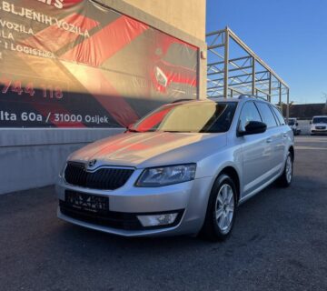 Škoda Octavia Combi 1,6 TDI, SERVISNA KNJIGA-ALU-TEMP.NAVI-REG G.DANA - cover