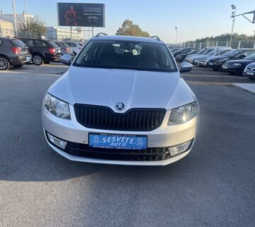 Škoda Octavia Combi 1,6 TDI - cover