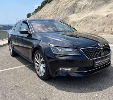 Škoda Superb Combi 2,0 TDI DSG 190KS - cover