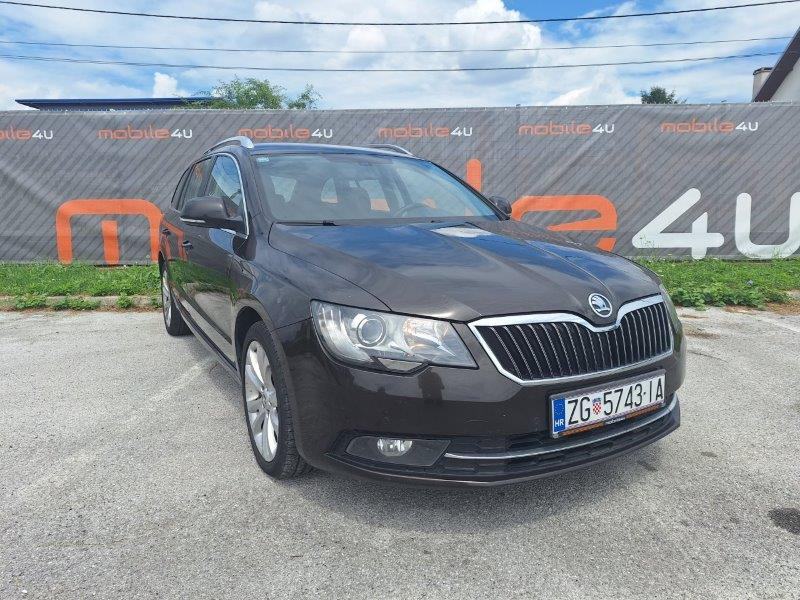 skoda-superb-combi-2.0-tdi-dsg-slika-224735395