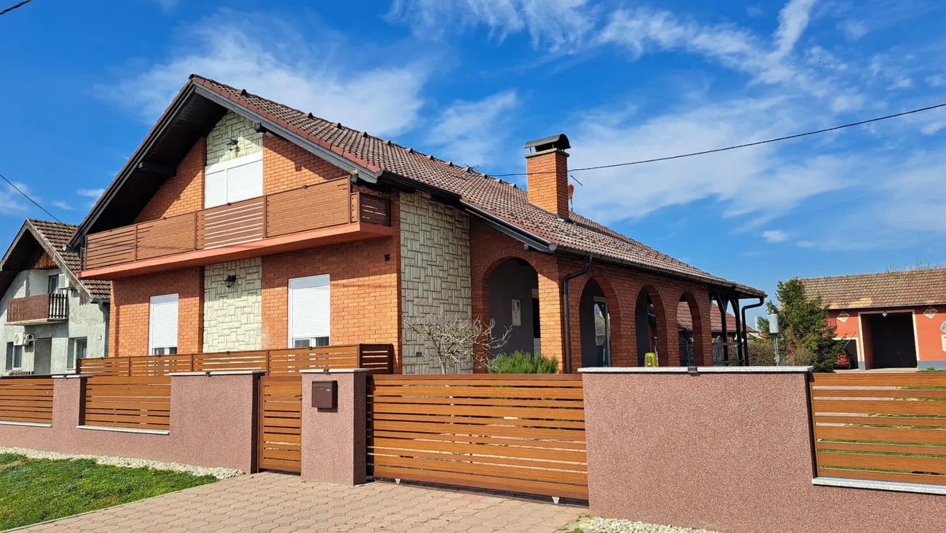Čeminac, prodaja, adaptirana obiteljska kuća na parceli od 1142 m2 - cover