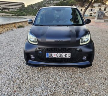 Smart EQ fortwo BRABUS Bluedawn *STRUJA* - cover