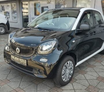 Smart forfour 1.0 i AUTOMATSKA KLIMA, PANORAMA - cover