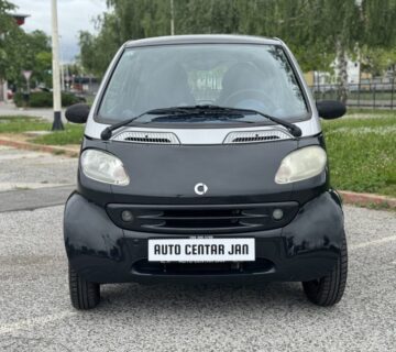 Smart ForTwo 0.6 Automatik - Klima - Panorama - Reg 10/24 - cover