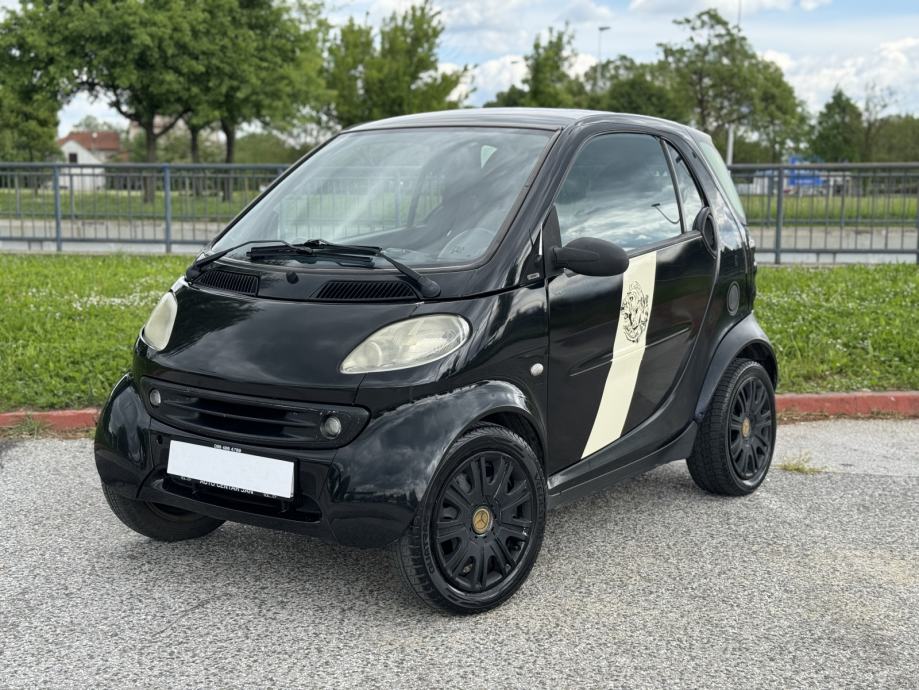 smart-fortwo-0-6-automatik-klima-panorama-reg-10-24-slika-218675343