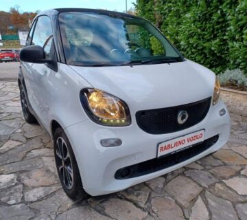 Smart fortwo 1,0 52kW 2019 - cover