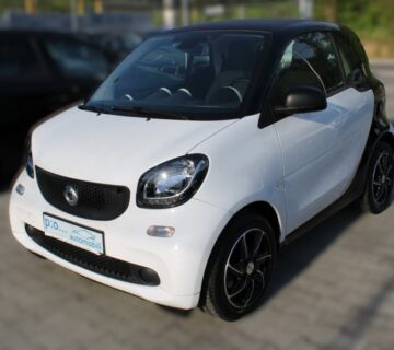 Smart fortwo KLIMA / EL. PODIZAČI / ALU FELGE / SERVIS / 2016. - cover