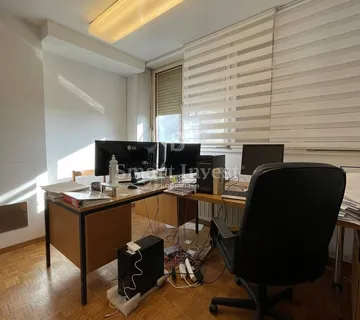 PODMURVICE, višenamjenski poslovni prostor 176m2 - cover