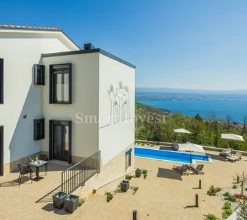 IKA - OPRIĆ, vila s 4 apartmana i panoramskim pogledom na more - Oprić, Opatija