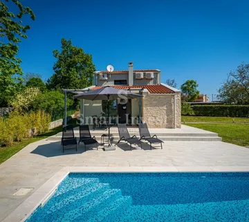 PRILIKA! ISTRA, SV. PETAR U ŠUMI, KUĆA S BAZENOM U PRIRODI - cover