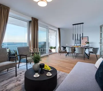 VOLOSKO, novouređeni stan s pogledom na more i garažom - cover