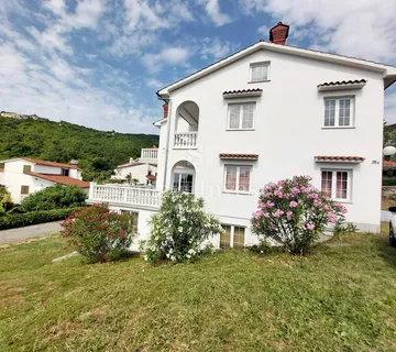 OPATIJA - POBRI, samostojeća kuća od 438 m2 s pogledom na more, prodaja - cover