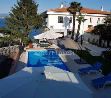 IKA, novouređena kuća od 290 m2 s prekrasnim pogledom! - Ika, Opatija