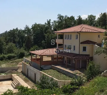 VEPRINAC, nedovršena kuća s panoramskim pogledom - Veprinac, Opatija