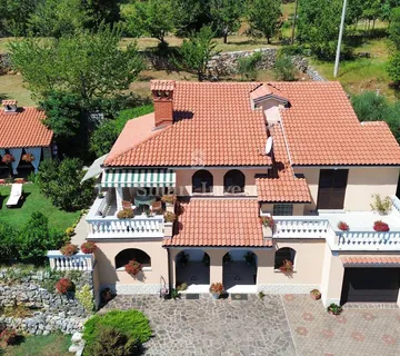 LOVRAN, prekrasna obiteljska kuća s pogledom na more - Oprić, Opatija