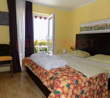 LOVRAN, apartmanska kuća s prekrasnim pogledom na more - Liganj, Lovran
