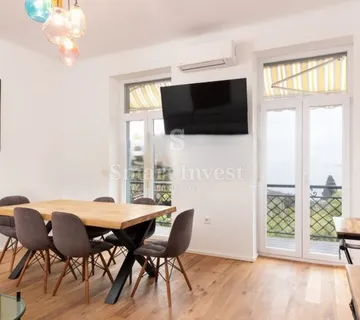 OPATIJA - CENTAR, stan 2.red od mora