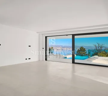 OPATIJA, luksuzan stan s bazenom i okućnicom u novogradnji (S1)