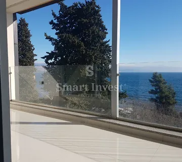 IČIĆI, luksuzan stan 2S+DB s pogledom na more, 50 m od mora! - cover