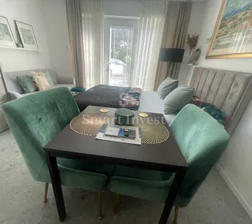 OPATIJA, novoadaptiran stan u vili s bazenom i parkingom, 31 m2 - cover