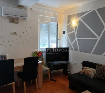 KOZALA, stan s balkonom i pogledom na more - cover