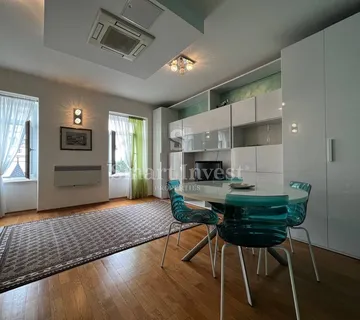 OPATIJA - CENTAR, prekrasno uređen stan 1S+DB u blizini mora - cover