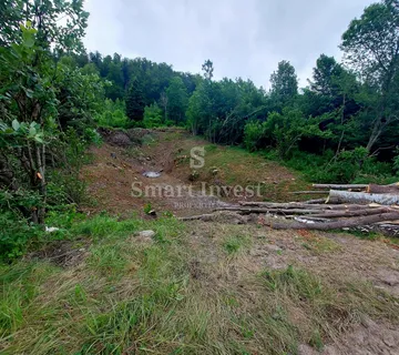 FUŽINE – građevinsko zemljište u blizini centra, 1034 m2, s pogledom na jezero - cover