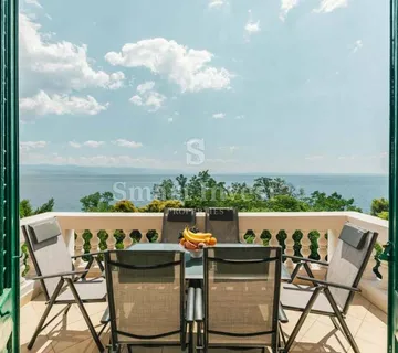 LOVRAN, stan 3S+DB prvi red do mora! - cover