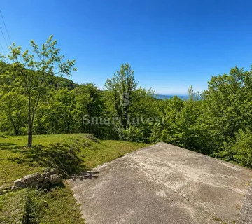VEPRINAC, zemljište sa građevinskom dozovolom - Veprinac, Opatija