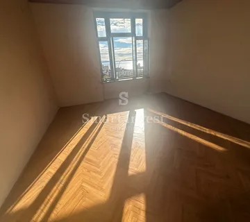 OPATIJA, stan s pogledom na more u staroj vili - cover