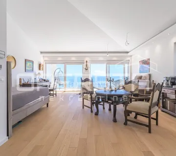 OPATIJA, prekrasan stan s panoramskim pogledom na more