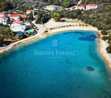 OTOK UGLJAN -  KALI, zemljište prvi red do mora od 3182 m2 - cover