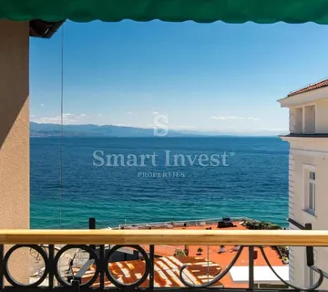 OPATIJA - CENTAR, novouređeni stan 43 m2 sa prekrasnim pogledom na more - cover