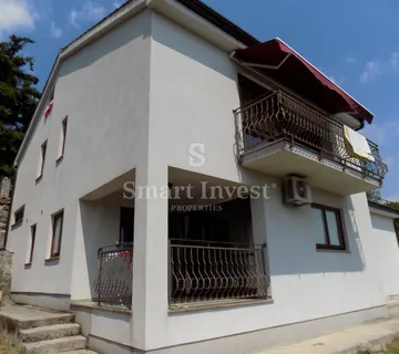 MATULJI - RUKAVAC, samostojeća kuća od 200 m2 - cover