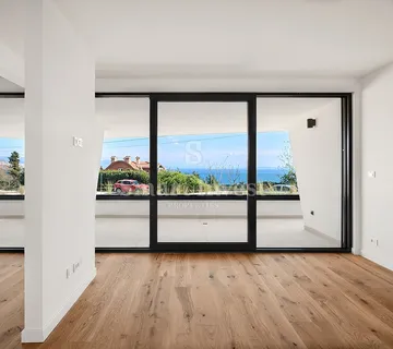OPATIJA - CENTAR, vrhunski stan 1S+DB s pogledom na more u novogradnji (A-A2)