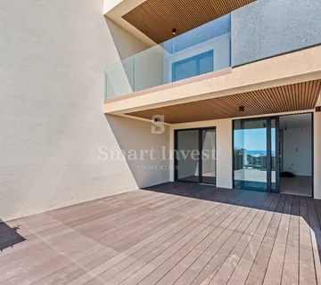 NOVIGRAD, moderan stan od 101.15 m2 s pogledom na more - cover