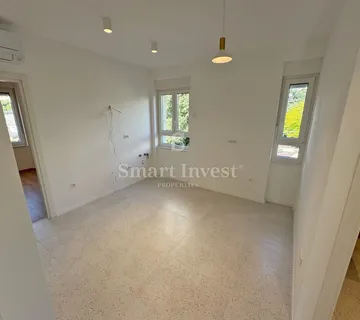 VOJAK, kompletno renoviran stan 97 m2, balkon, 2. kat - cover