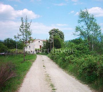 LUPOGLAV, Imanje od 83.294 m2 sa 4.500 građevinskog zemljišta - cover