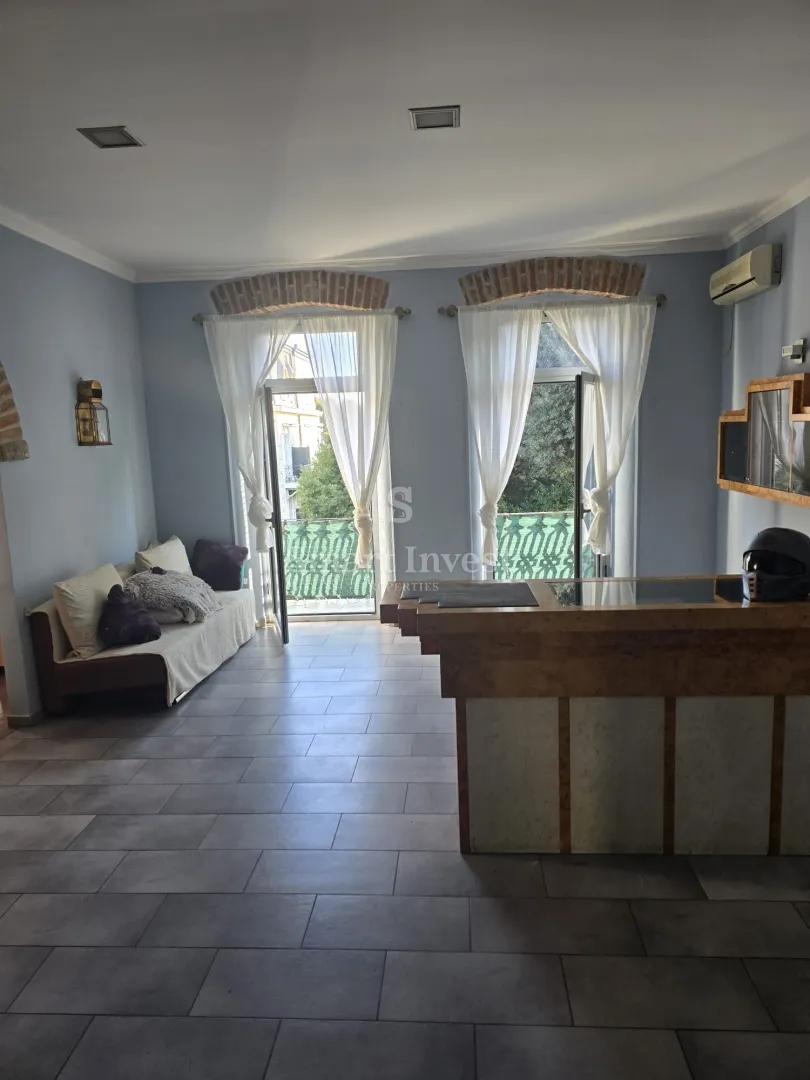 OPATIJA - CENTAR, prostran stan s balkonom, za najam - cover