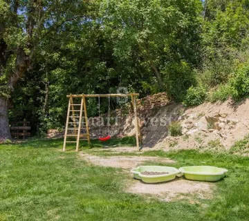 ISTRA, PREKRASNO ISTARSKO IMANJE, 8 SPAVAĆIH SOBA, BAZEN! - cover