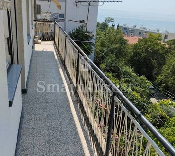 BULEVARD, stan od 120 m2 s pogledom na more + garsonjera - cover