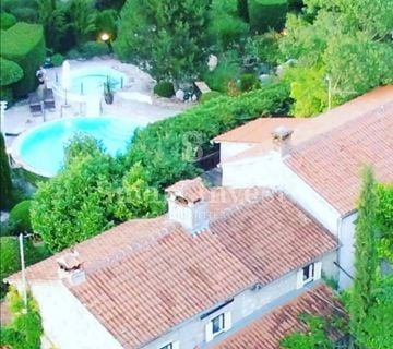 ISTRA, ROČ - OKOLICA, dvije adaptirane istarske kuće s bazenima  - cover