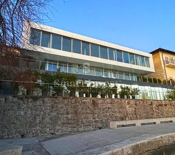 OPATIJSKA RIVIJERA, prekrasna urbana villa - prvi red do mora! - cover