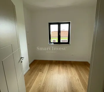 PREMANTURA, stan 2S+DB s vrtom i bazenom, u novogradnji (S101) - cover