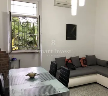 OPATIJA - CENTAR, stan 2S+DB s pogledom na more, za najam  - cover