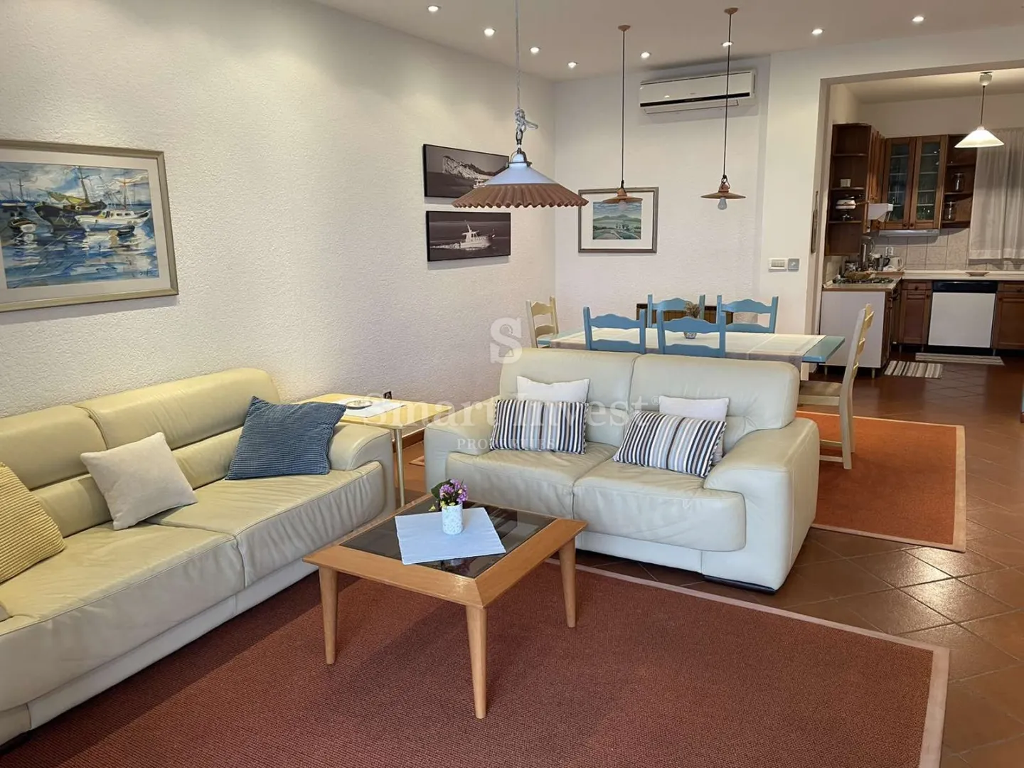 PAVLOVAC, kuća s 2 stana i garažom - cover