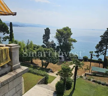 OPATIJA - VOLOSKO, luksuzan stan 118 m2 prvi red do mora - cover
