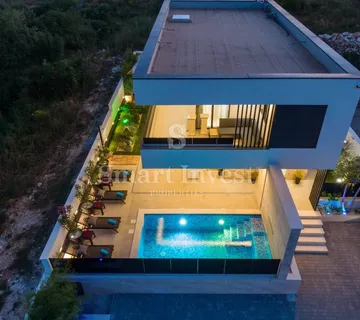 MEDULIN, moderna vila s bazenom blizu mora, PRILIKA! - cover