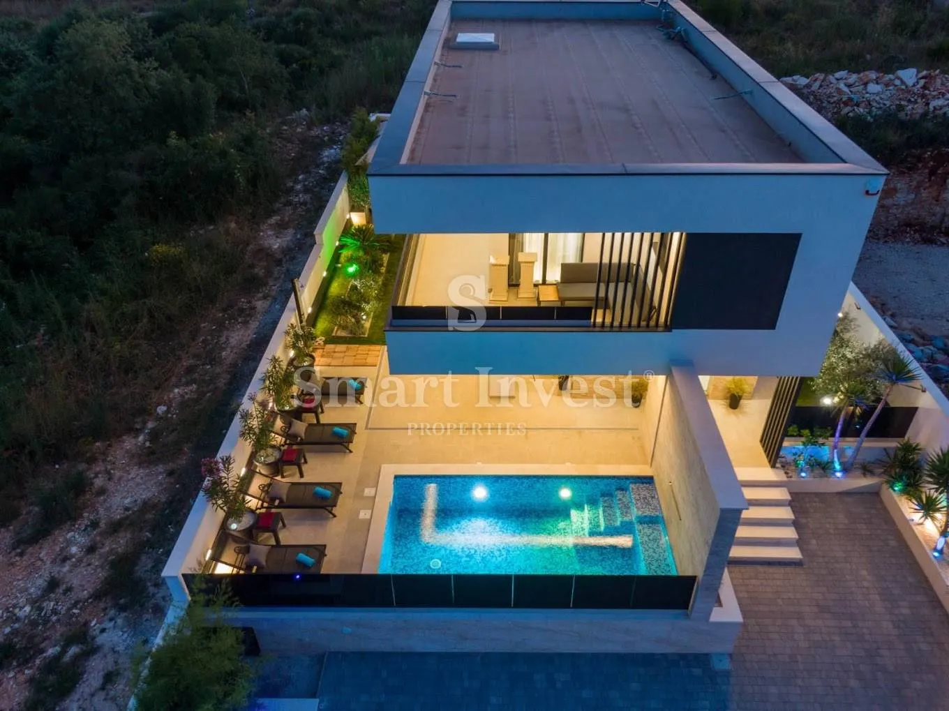 MEDULIN, moderna vila s bazenom blizu mora, PRILIKA! - cover